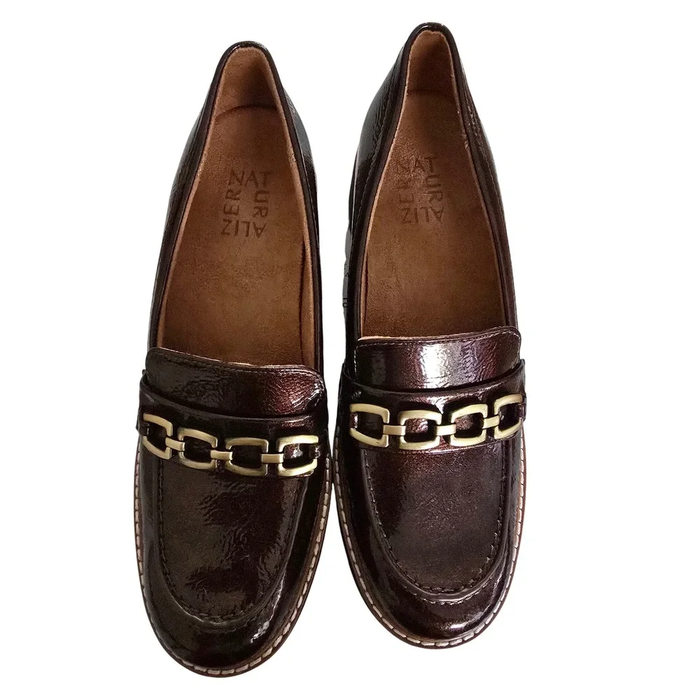 Naturalizer Brown Patent Loafers Womens 6 Gold Chain Link Slip On Flats Preppy